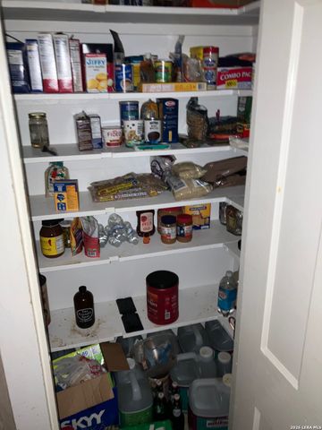 2424 Buena Vista, San Antonio, TX 78207