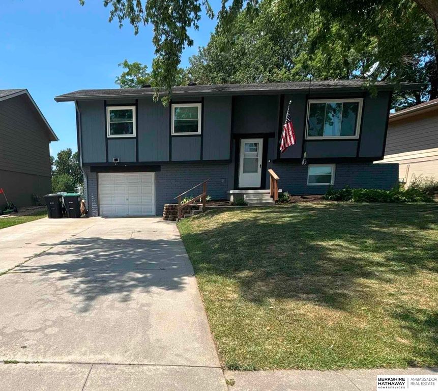 6312 S 142nd Street, Omaha, NE 68137
