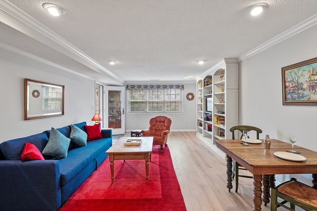 18 America Way 1, Salem, MA 01970