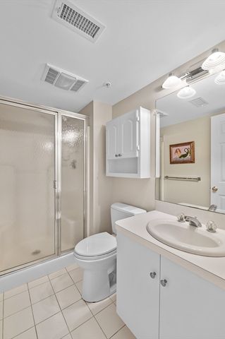 18 America Way 1, Salem, MA 01970