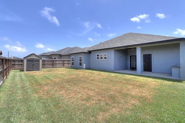 8206 Denali Dr, Corpus Christi, TX 78414