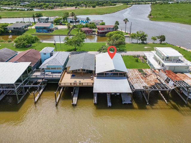 518 Marine Way, Freeport, TX 77541