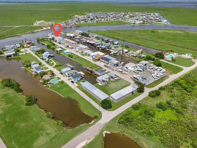 518 Marine Way, Freeport, TX 77541