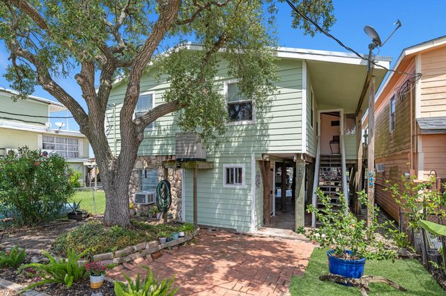 518 Marine Way, Freeport, TX 77541