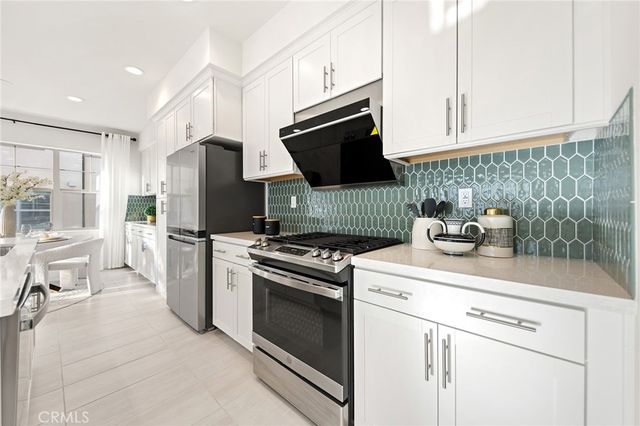 200 Winterbrook, Lake Forest, CA 92610