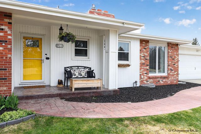 911 PIKE ST, Cheyenne, WY 82009