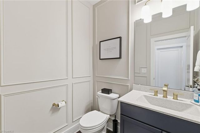 158 Medinah Drive, Winston-salem, NC 27107