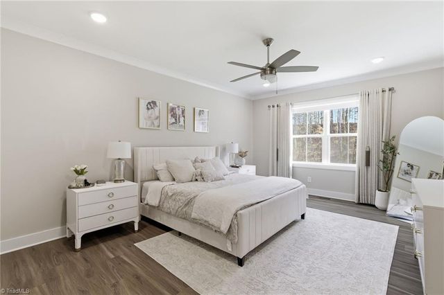 158 Medinah Drive, Winston-salem, NC 27107