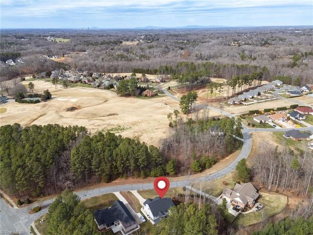 158 Medinah Drive, Winston-salem, NC 27107