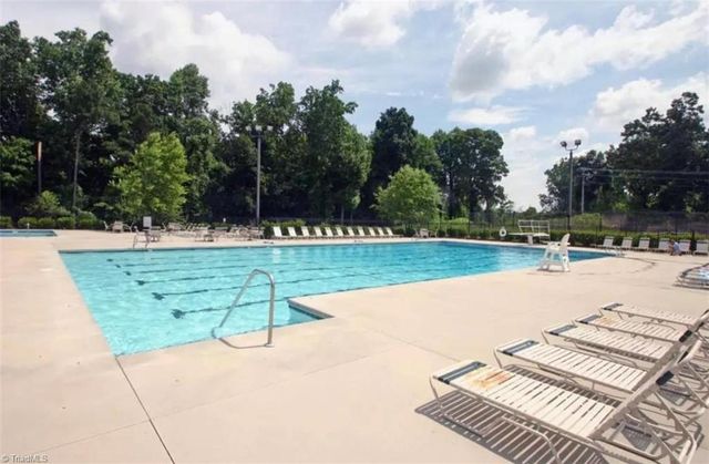 158 Medinah Drive, Winston-salem, NC 27107