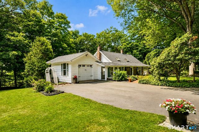 6 Sunrise Ridge, Middlefield, CT 06481