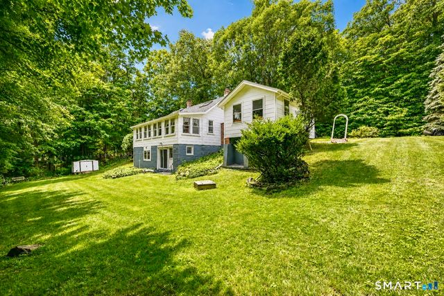 6 Sunrise Ridge, Middlefield, CT 06481
