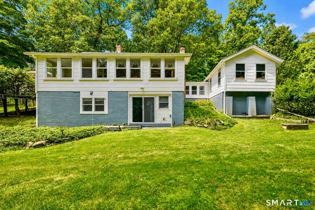 6 Sunrise Ridge, Middlefield, CT 06481