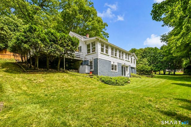 6 Sunrise Ridge, Middlefield, CT 06481