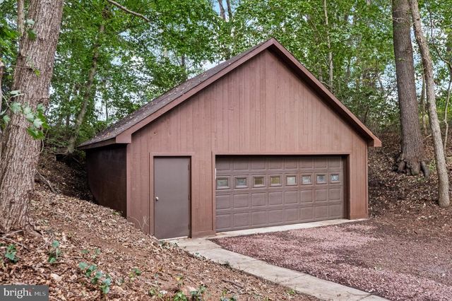 231 PORCHES MILL RD, Swedesboro, NJ 08085
