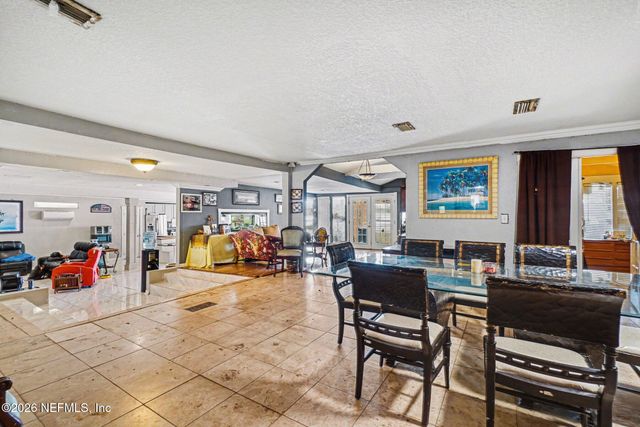 6964 RAMOTH Drive, Jacksonville, FL 32226