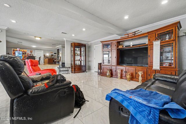 6964 RAMOTH Drive, Jacksonville, FL 32226