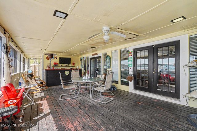 6964 RAMOTH Drive, Jacksonville, FL 32226