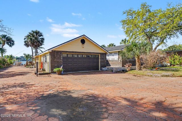 6964 RAMOTH Drive, Jacksonville, FL 32226