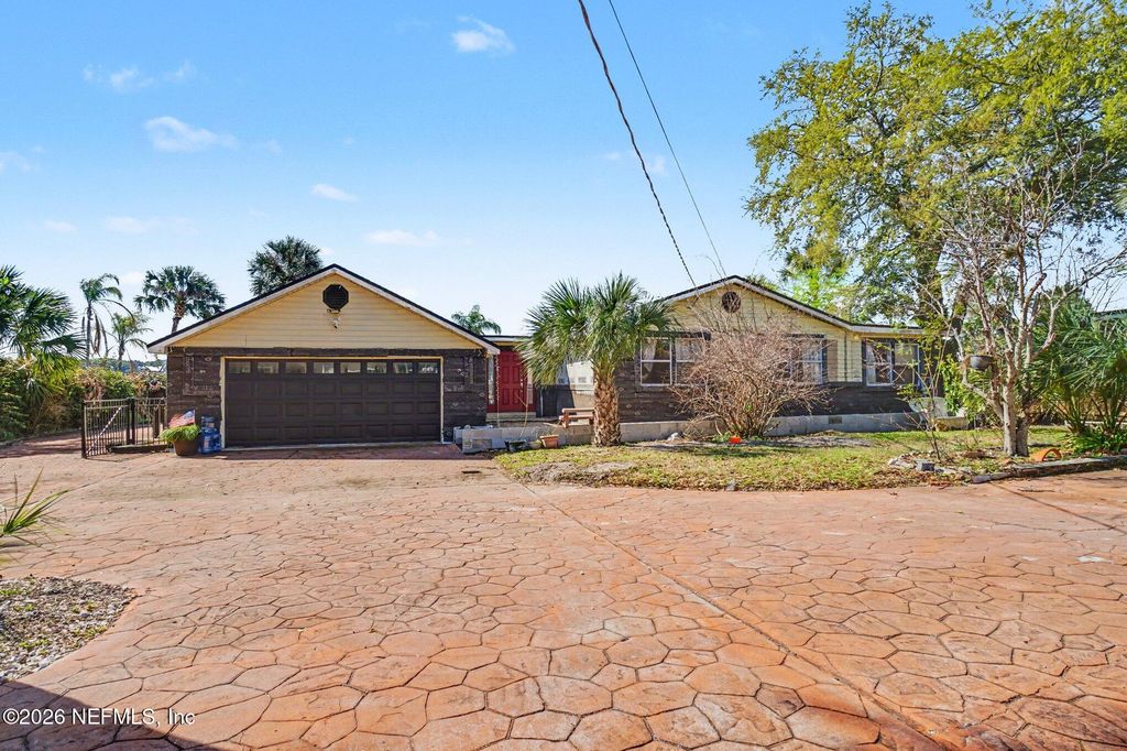 6964 RAMOTH Drive, Jacksonville, FL 32226