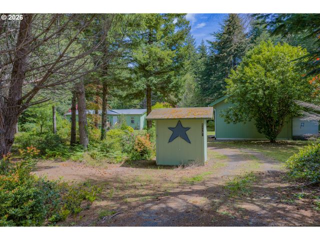 52031 STURTEVANT Ln, Bandon, OR 97411