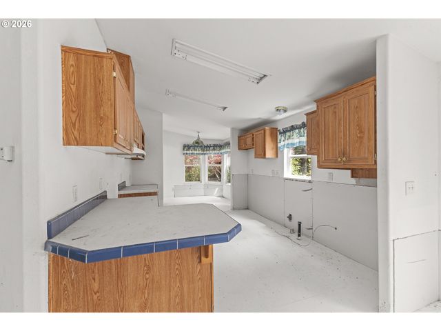 52031 STURTEVANT Ln, Bandon, OR 97411