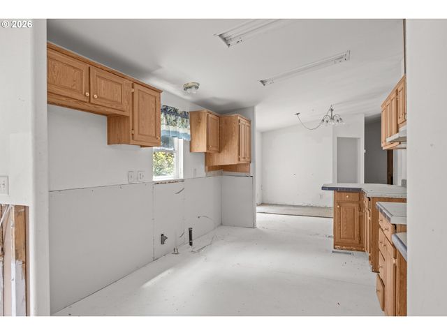 52031 STURTEVANT Ln, Bandon, OR 97411