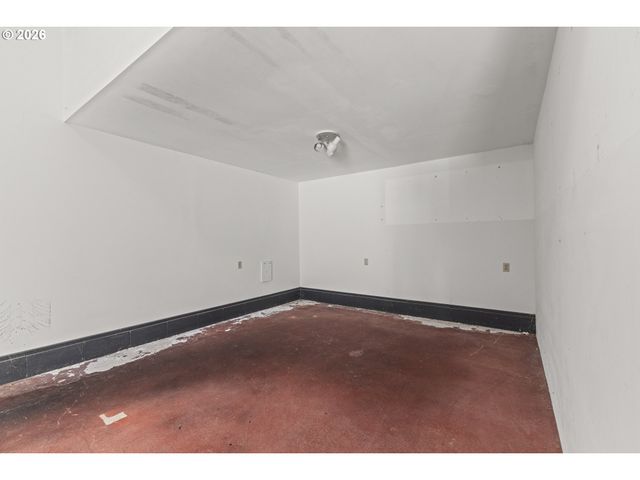 52031 STURTEVANT Ln, Bandon, OR 97411
