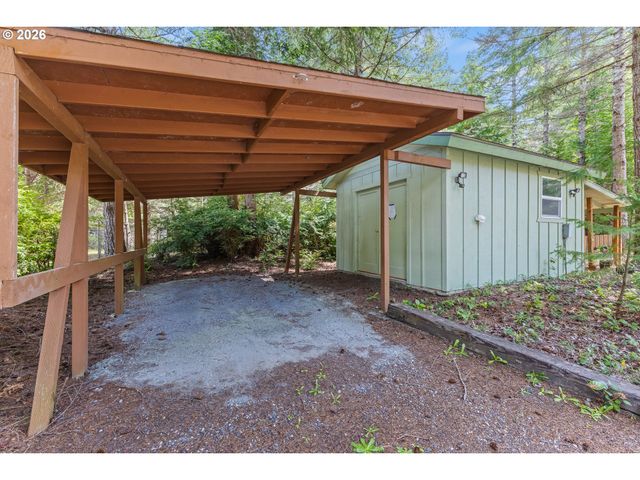 52031 STURTEVANT Ln, Bandon, OR 97411