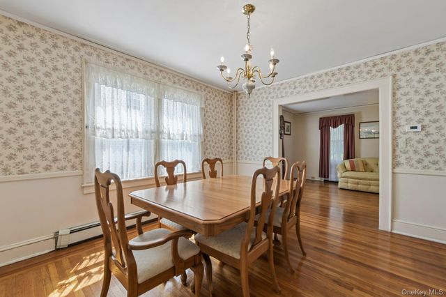 207 N Forest Avenue, Rockville Centre, NY 11570