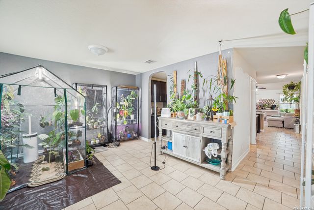 15259 Field Sparrow, San Antonio, TX 78253