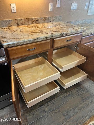 6962 W ASHBY Drive, Peoria, AZ 85383