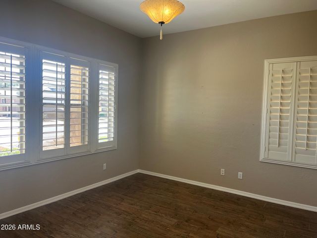 6962 W ASHBY Drive, Peoria, AZ 85383