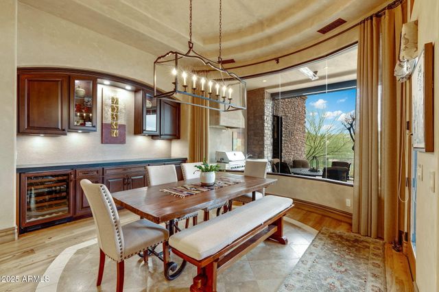 9161 E SUPERSTITION MOUNTAIN Drive, Gold Canyon, AZ 85118