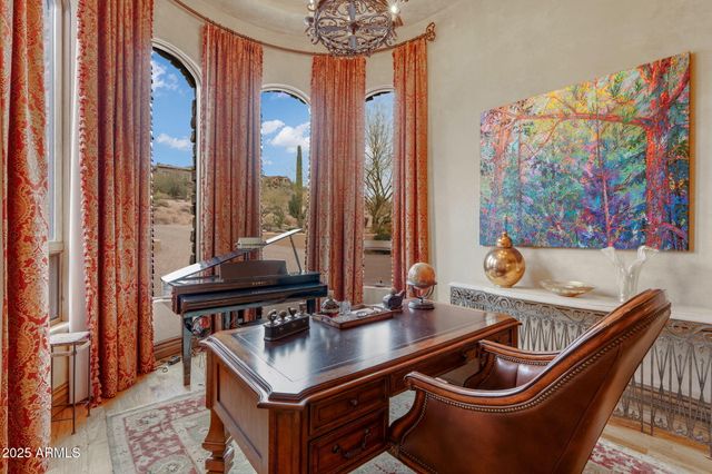 9161 E SUPERSTITION MOUNTAIN Drive, Gold Canyon, AZ 85118