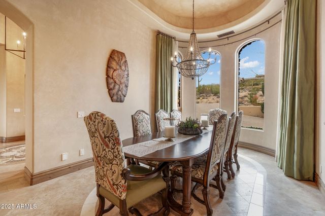 9161 E SUPERSTITION MOUNTAIN Drive, Gold Canyon, AZ 85118