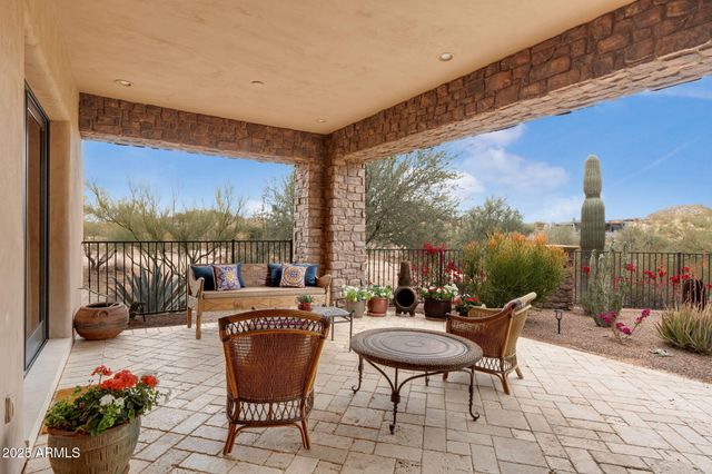 9161 E SUPERSTITION MOUNTAIN Drive, Gold Canyon, AZ 85118