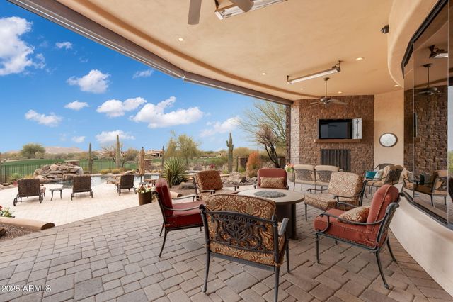 9161 E SUPERSTITION MOUNTAIN Drive, Gold Canyon, AZ 85118