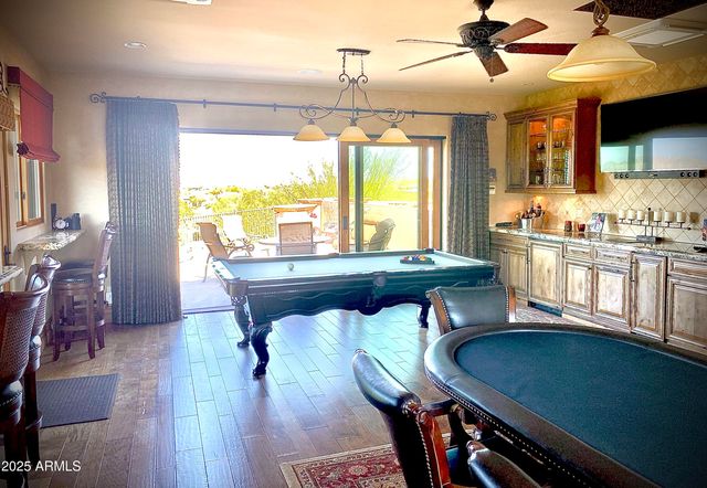 9161 E SUPERSTITION MOUNTAIN Drive, Gold Canyon, AZ 85118