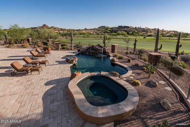 9161 E SUPERSTITION MOUNTAIN Drive, Gold Canyon, AZ 85118