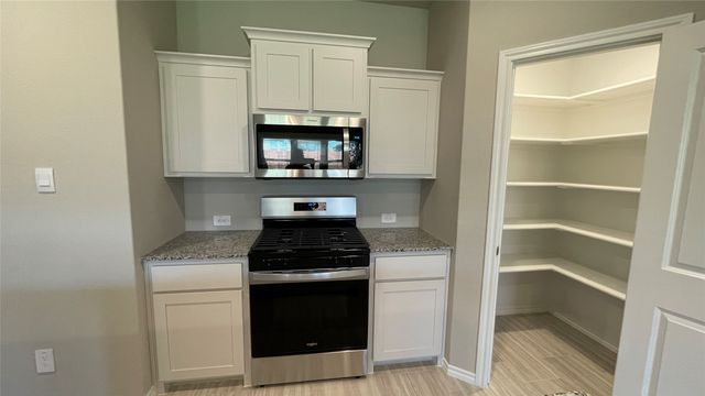 8421 Hollymead, Fort Worth, TX 76131