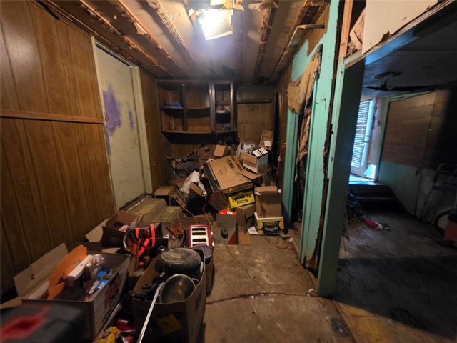 213 Pennsylvania Avenue, Graham, TX 76450