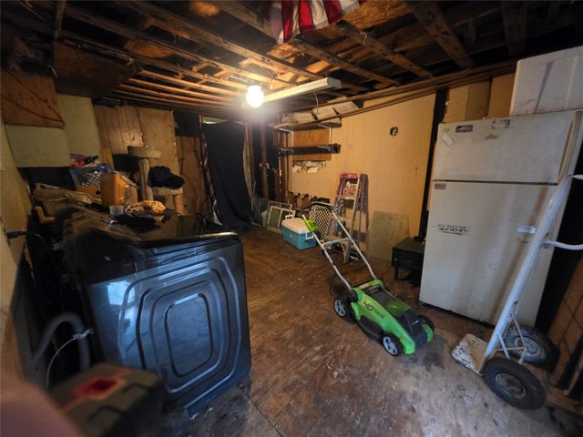 213 Pennsylvania Avenue, Graham, TX 76450