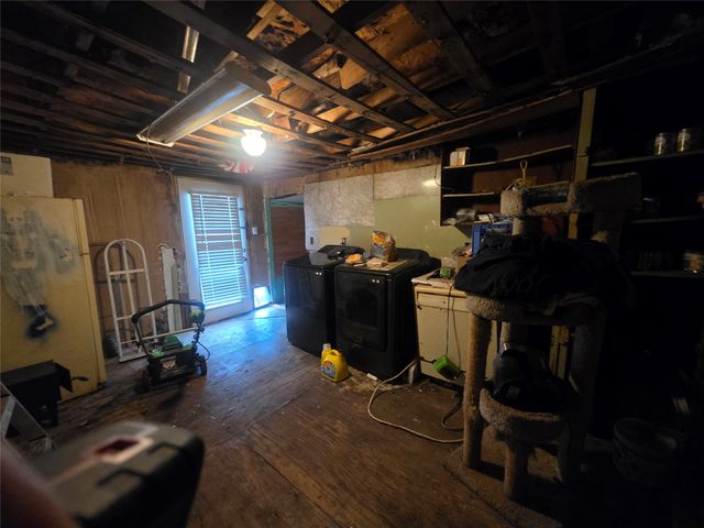 213 Pennsylvania Avenue, Graham, TX 76450