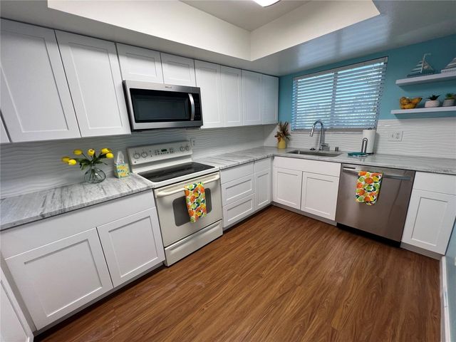 259 FENWICK DRIVE 34, Venice, FL 34285