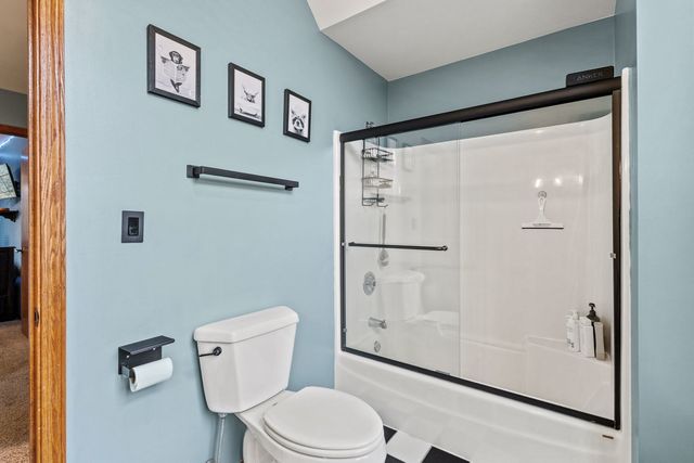 520 Birchwood Road, Frankfort, IL 60423