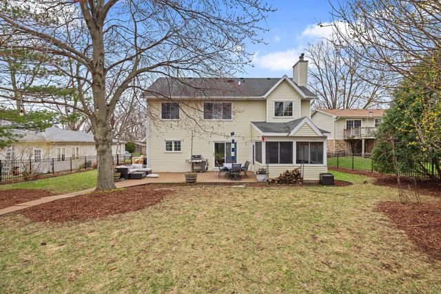 520 Birchwood Road, Frankfort, IL 60423