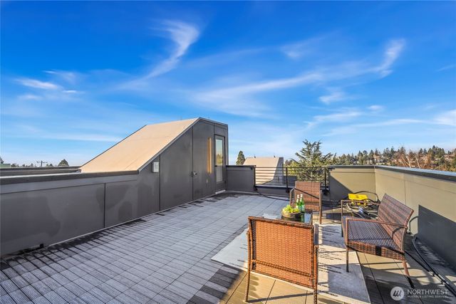 4517 44th Avenue SW, Seattle, WA 98116