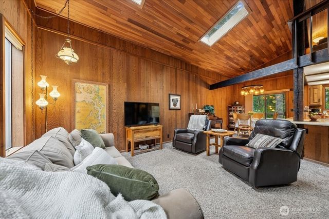 10606 Olympic Drive, Anderson Island, WA 98303