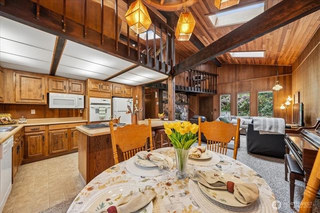 10606 Olympic Drive, Anderson Island, WA 98303